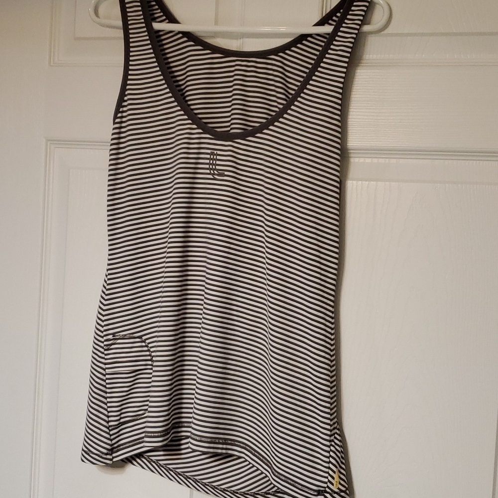 LOLE upf 50 striped tan tank with pocket size XL  new never worn
